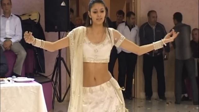 Chikni Chameli - Agneepath - Uliana Fedotova смотреть онлайн