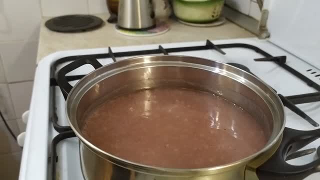 Вкусный и ароматный кисель из клубники смотреть онлайн