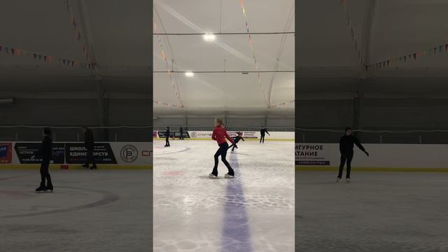 2А с места✨ #хрустальный #figureskating #лёд #фигурноекатание #2а #дупель смотреть онлайн