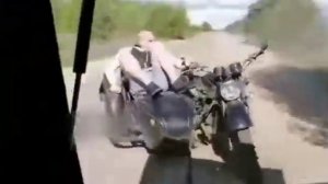 Прикол с русскими на мотоцыкле