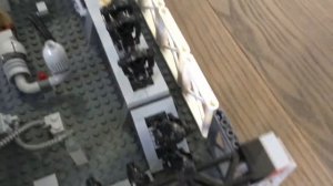 LEGO самоделка. Фабрика дройдов.