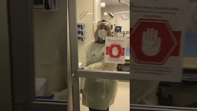 Donning and doffing PPE in the ED смотреть онлайн