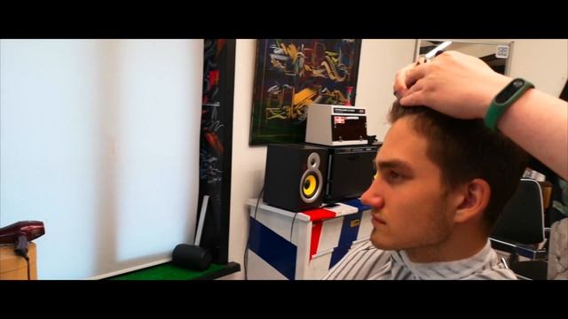 RHINOZ BARBERS смотреть онлайн