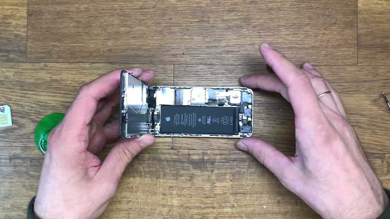 Замена аккумулятора iPhone 5se смотреть онлайн
