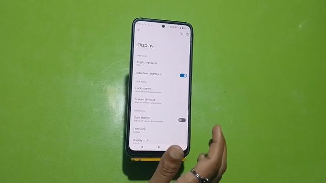 Dark Mode On In Moto G13, Dark Mode Enable In Moto G13, How To Enable Dark Mode In Moto G13, смотреть онлайн