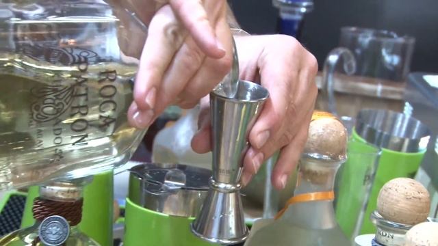 The DFNI - Patron Christmas cocktail. смотреть онлайн