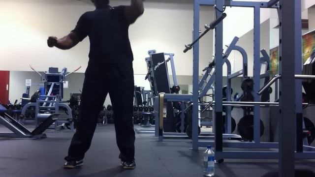 44 KG (97 pounds) Kettlebell Military Press x 9 смотреть онлайн