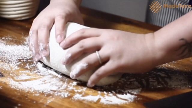 Sourdough Tips: How to Shape High Hydration Dough for Same-day Bake смотреть онлайн