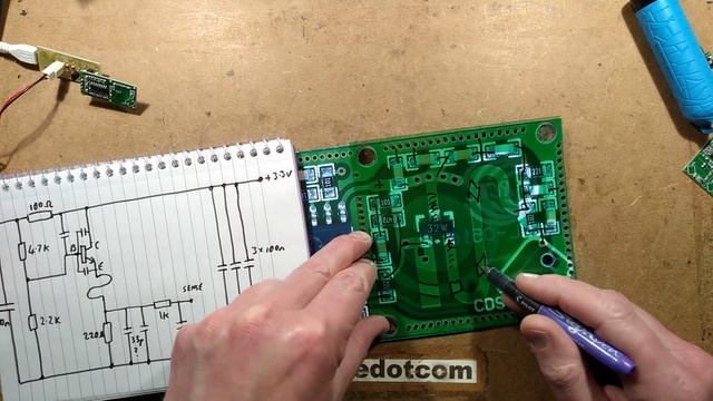 How microwave body detectors work. With RF section schematic. смотреть онлайн
