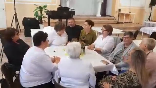 🥰 🤗 Давай пожмем друг другу руки. 20.10.2019 смотреть онлайн