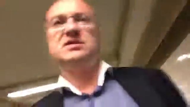 Метро и Убер в Нью Йорке смотреть онлайн