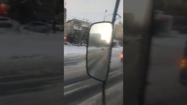 удачно припарковался смотреть онлайн