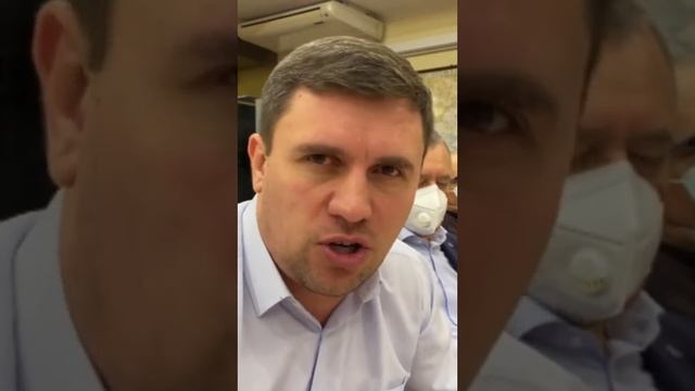 Чиновница хотела заткнуть Бондаренко. Сумасшедшая дискуссия! смотреть онлайн