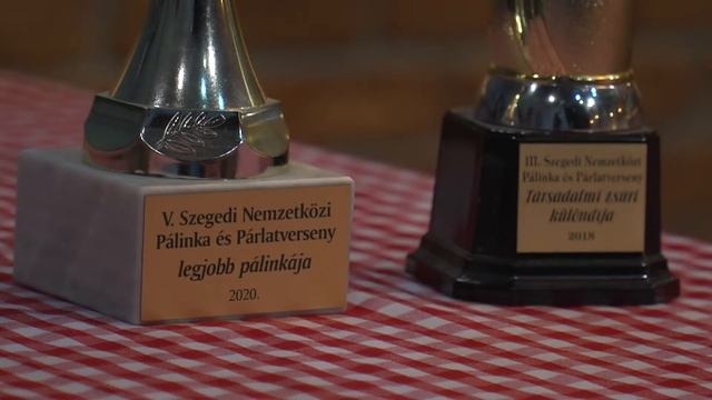 VOĆNE RAKIJE смотреть онлайн