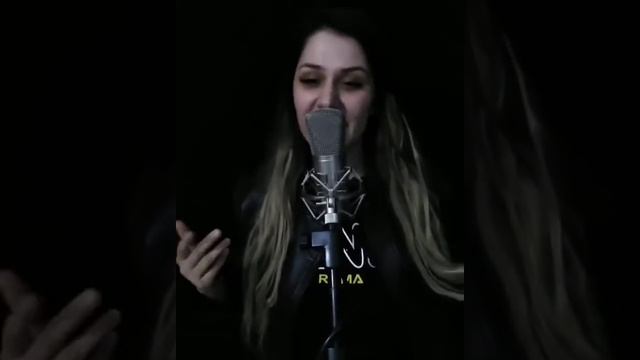 Амина поет на Чеченском смотреть онлайн
