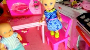 КАТЯ И МАКС ВЕСЕЛАЯ СЕМЕЙКА. НЕ РАЗБУДИ МАМУ! МУЛЬТИКИ.