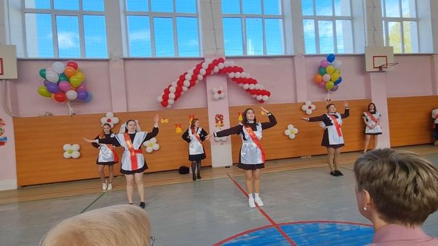 Рыбинск 32 школа последних звонок (3) смотреть онлайн