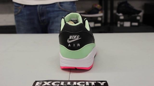Nike Air Max 1 FB "Yeezy" Unboxing Video at Exclucity смотреть онлайн