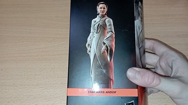 Mon Mothma (Мон Мотма) от HASBRO / STAR WARS ANDOR смотреть онлайн