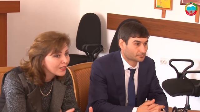 Очередная передача на английском языке прошла в Буйнакском центре развития одаренности смотреть онлайн