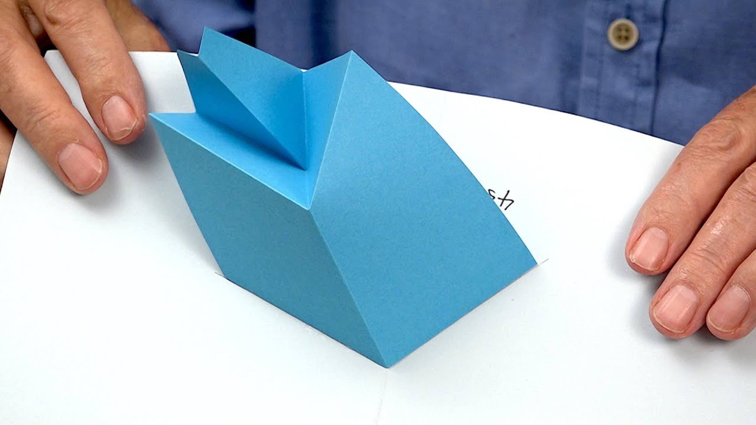 Pop-Up Tutorial 56 - Asymmetric V-Fold Extensions смотреть онлайн