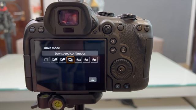 Canon R6 Mark 2 : Photo & Video Test | The Ultimate 4K Camera смотреть онлайн