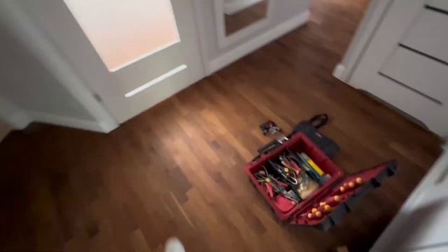 Jak znaleźć zwarcie w obwodzie ❓Młody Elektryk 💪 смотреть онлайн