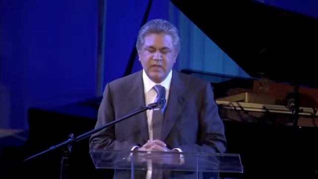 Arif Naqvi speaks at the Endeavor Global Gala (New York City, 2011) смотреть онлайн