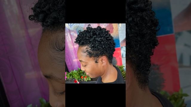 25 Short & Chic Trendsetting Short Natural Hairstyles for Black Women to Rock This Season in 2024 смотреть онлайн