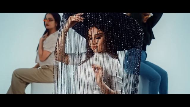 Zarina - Krutoy bratlar. Full Hd klip.Admin +998 88 277 8000 смотреть онлайн