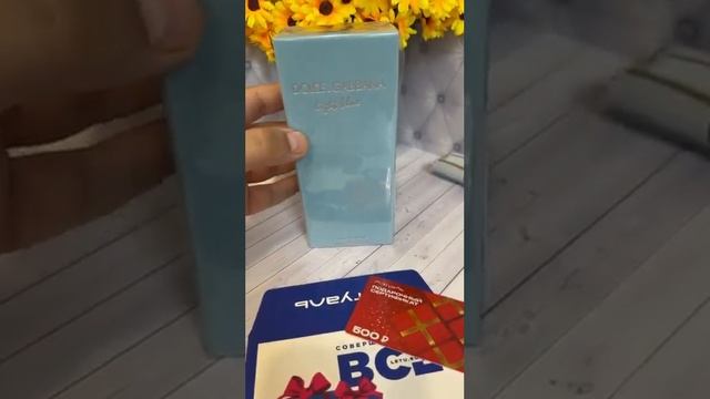 Dolce Gabbana light blue закрытые смотреть онлайн