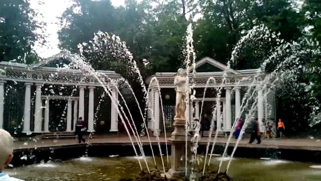 Фонтаны Петергофа смотреть онлайн