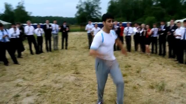 Лезгинка в Москве (армавирец) смотреть онлайн