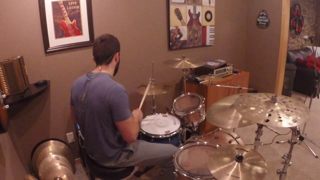 Maroon 5 - Animals (drum cover) смотреть онлайн