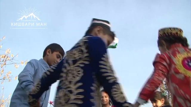 КЛИП 2021 МАРОМИ ПЕШВО ДАВЛАТМАНД ХОЛОВ смотреть онлайн
