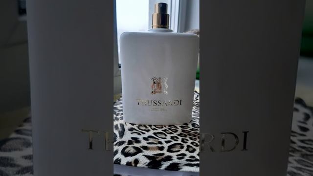 Trussardi Donna #trussardi #perfume #parfumminsk #lifeparfumby #minsk смотреть онлайн