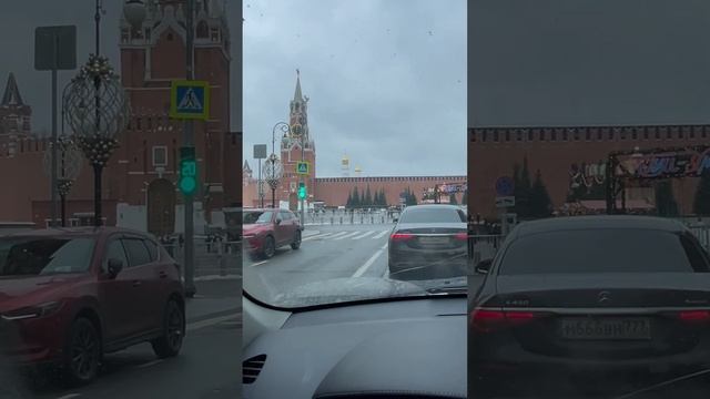 Еду по Ильинке мимо Красной площади #кремль #москва #elenavolgina #2023 смотреть онлайн