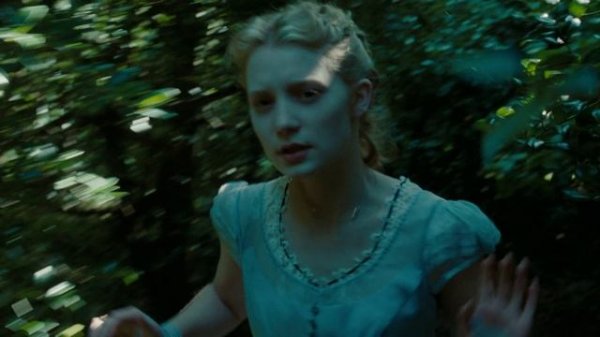 Alice in Wonderland Alice falls in rabit's hole