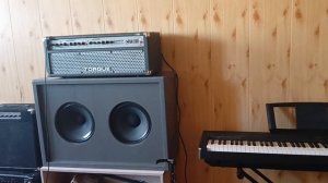 Самодельный гитарный кабинет 212 и усилитель Toque TGH 200