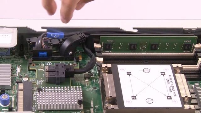 Lenovo System x3550 M5 removing a DVD drive cable (not possible with 10 HDD models) смотреть онлайн