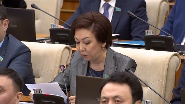 «Ак жол» требует вернуть в бюджет преференции, незаконно полученные майнинговыми компаниями смотреть онлайн