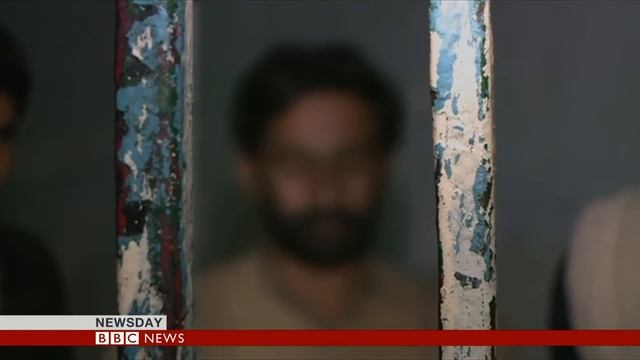 Pakistan: Rape victim's plea after gang rape filmed - BBC News смотреть онлайн