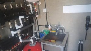 Чиллер для кондиционирования загородного дома.