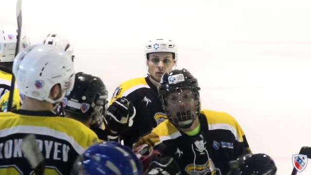 Роман Смыков — лучший защитник Кубка Чкалова в сентябре смотреть онлайн