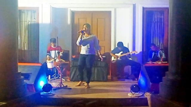 Kenangan - Dhea Athien RENDISKA - Masih Dalam Forum Latihan смотреть онлайн