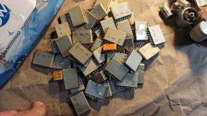 Срезка с плат. Приемные радиодетали на вес которых нету в прайсах