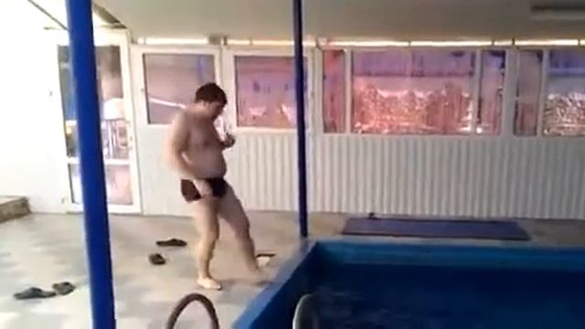 Красиво нырнул ( beautifully dived ) смотреть онлайн