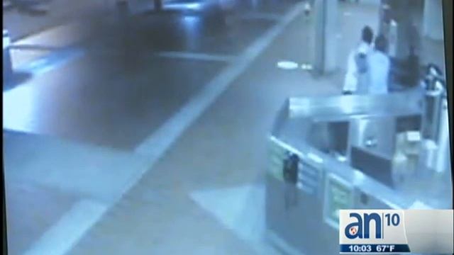 Robo a mano armada en el Metro Rail de Coral Gables - América TeVé смотреть онлайн