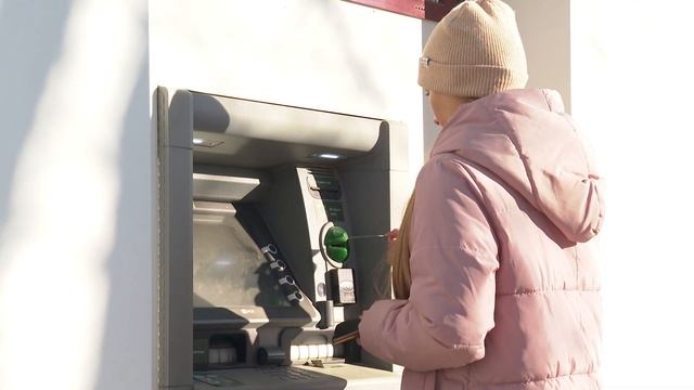 В Белгородской области существенно расширилась сеть электронных терминалов безналичной оплаты смотреть онлайн