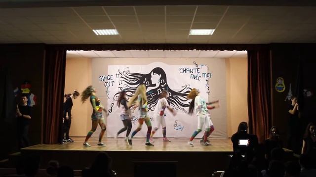 3.C 2015/2016 Francúzska pieseň - Stromae- Ta fete смотреть онлайн